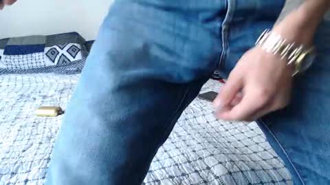 Felipe  online show from 11.25.25