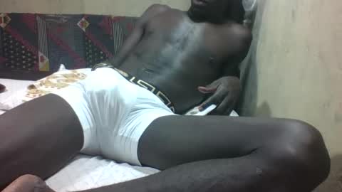 Snapshot of boyguylove chatting on 11.11.25 boyguylove online show from 11.11.25