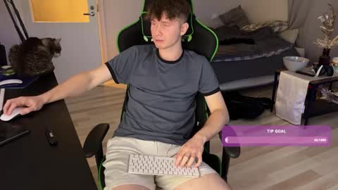 Snapshot of boykik chatting on 12.29.24 Eddie online show from 12.29.24