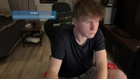 Snapshot of boykik chatting on 01.07.25 Eddie online show from 01.07.25