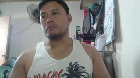 Snapshot of boynext2you chatting on 02.05.25 Boynextdoor online show from 02.05.25