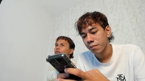 Snapshot of boys_hotparty chatting on 05.12.26 ALEX - TAYLER -MIKE online show from 05.12.26