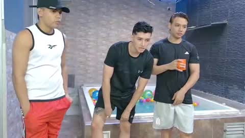 Angelo Mark Fernando Taylor online show from 10.07.25