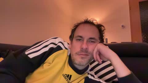 Snapshot of boyslut8 chatting on 02.03.25 boytoyhh online show from 02.03.25