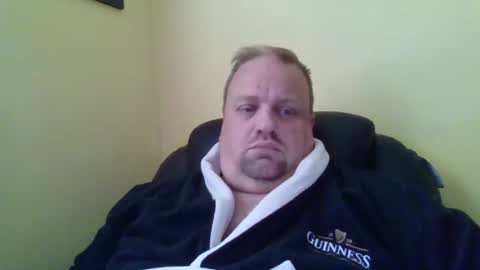 Snapshot of boyz2whyz chatting on 09.17.25 boyz2whyz online show from 09.17.25