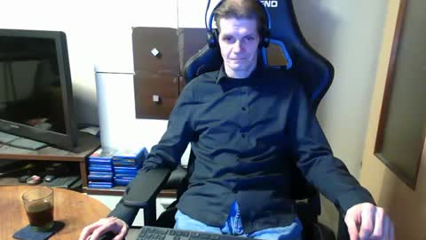 bponie1 online show from 02.14.25