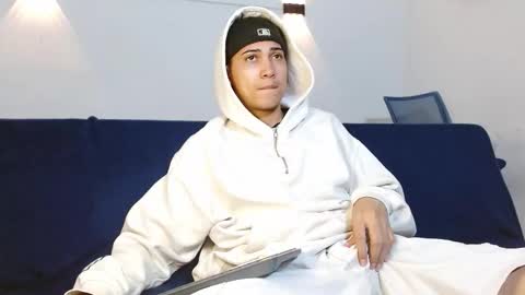 Snapshot of br4ndon_cooper chatting on 10.08.25 Brandon online show from 10.08.25