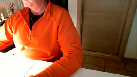 Snapshot of braccobald chatting on 12.14.24 Braccobald online show from 12.14.24