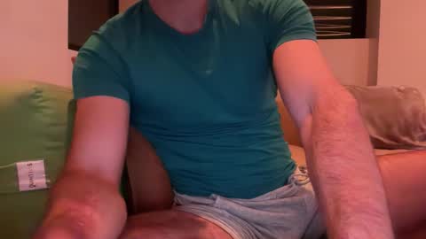 Snapshot of brad146 chatting on 12.04.25 Brad online show from 12.04.25