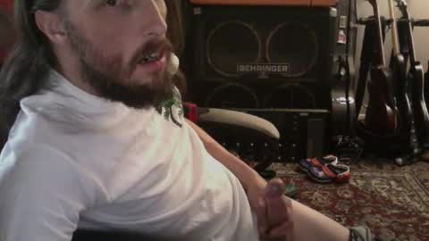 Snapshot of brad1989musiclife chatting on 03.02.25 GuitarBrad1989 online show from 03.02.25