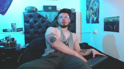 Snapshot of brad_hot_boy chatting on 04.21.26 brad hot boy online show from 04.21.26