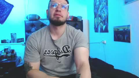 Snapshot of brad_hot_boy chatting on 05.14.26 brad hot boy online show from 05.14.26