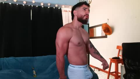 Bradley Martinez online show from 02.01.25