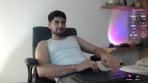 Snapshot of bradley_muscle chatting on 09.09.25 Bradley online show from 09.09.25