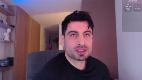 Snapshot of bradley_muscle chatting on 11.07.25 Bradley online show from 11.07.25