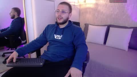 bradley_musscle online show from 04.11.26