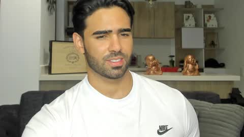 bradleymartin7 online show from 02.04.25