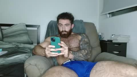 Snapshot of bradtrainn chatting on 10.12.25 bradtrainn online show from 10.12.25