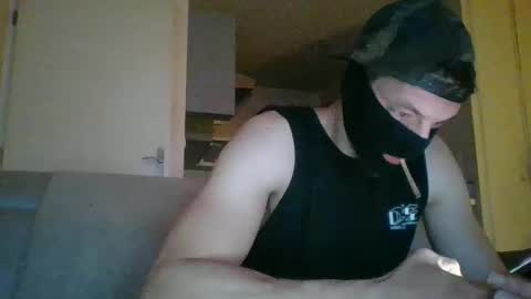 Snapshot of brahz chatting on 12.29.24 brahz online show from 12.29.24