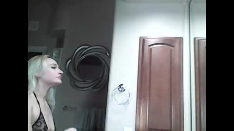 Snapshot of braindeadbetty chatting on 02.20.26 i am a naughty jedi knight online show from 02.20.26