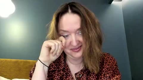 Snapshot of braingirl chatting on 02.22.26 I see you X-twitter its braingirl online show from 02.22.26