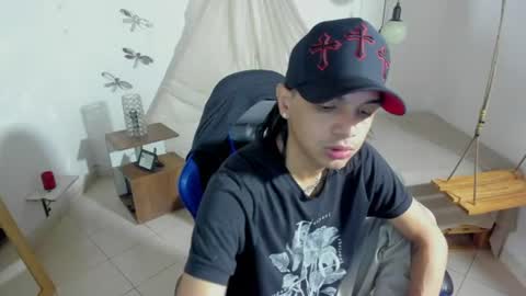 Snapshot of brand_hades chatting on 06.18.26 B R A N D online show from 06.18.26
