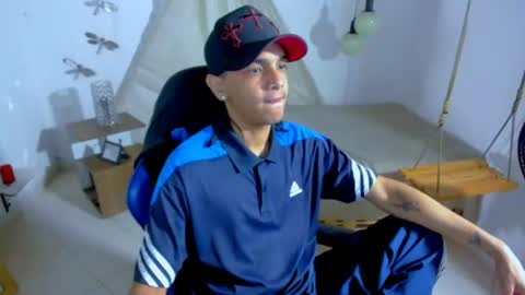 Snapshot of brand_hades chatting on 06.19.26 B R A N D online show from 06.19.26