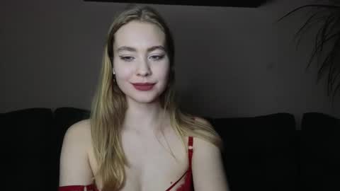 Snapshot of brandaany chatting on 12.18.24 brandaany online show from 12.18.24