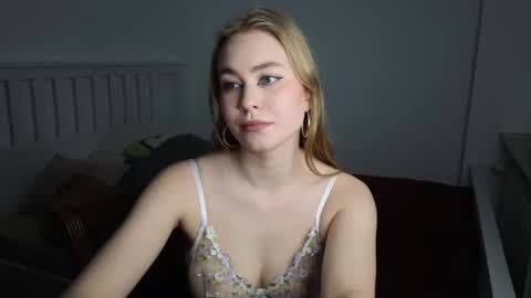 Snapshot of brandaany chatting on 12.30.24 brandaany online show from 12.30.24