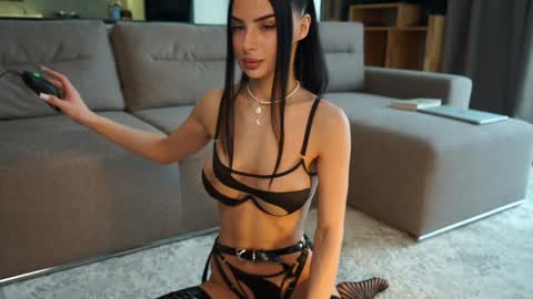 Brandi online show from 03.04.25