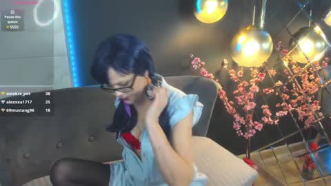 Snapshot of brandipoetic chatting on 12.23.24 Brandi online show from 12.23.24