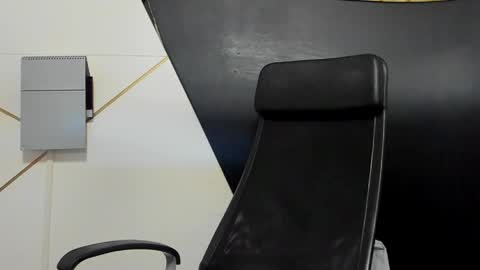 BrandonTateX online show from 04.25.26