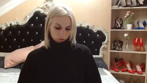 Snapshot of brandyweed chatting on 01.01.25 brandyweed online show from 01.01.25