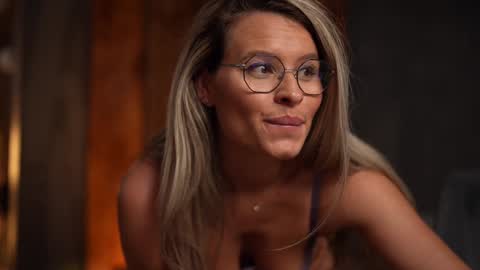 Snapshot of brandywhite chatting on 01.19.25 Alex online show from 01.19.25