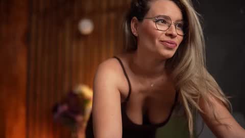 Snapshot of brandywhite chatting on 03.12.25 Alex online show from 03.12.25