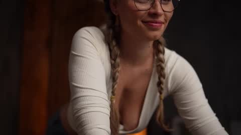 Snapshot of brandywhite chatting on 09.13.25 Alex online show from 09.13.25