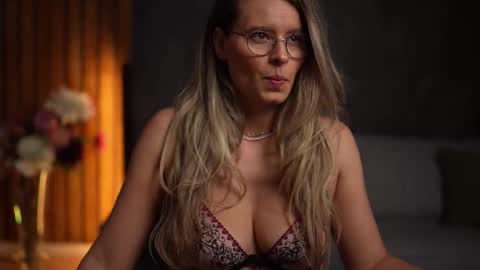 Snapshot of brandywhite chatting on 10.28.25 Alex online show from 10.28.25