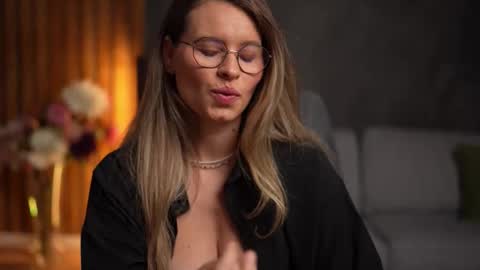 Snapshot of brandywhite chatting on 11.13.25 Alex online show from 11.13.25