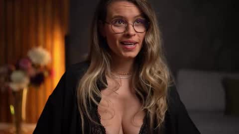 Snapshot of brandywhite chatting on 11.22.25 Alex online show from 11.22.25