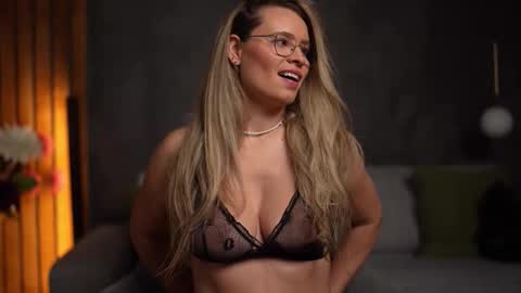 Snapshot of brandywhite chatting on 02.11.26 Alex online show from 02.11.26