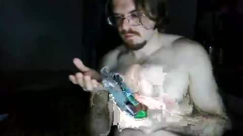 Snapshot of braveleowell chatting on 09.28.25 braveleowell online show from 09.28.25