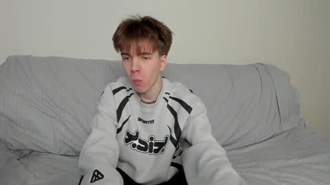 Snapshot of braxiboy chatting on 12.12.24 Brax online show from 12.12.24