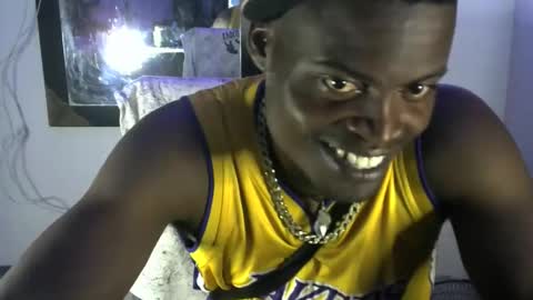 Snapshot of brayan1111x chatting on 11.11.25 brayan1111x online show from 11.11.25