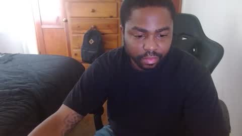 Breadw1nnah online show from 10.30.25