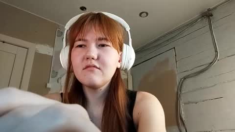 Snapshot of breannedevier chatting on 03.05.26 Dina online show from 03.05.26