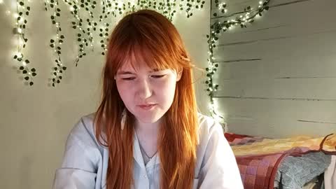 Snapshot of breannedevier chatting on 04.07.26 Dina online show from 04.07.26