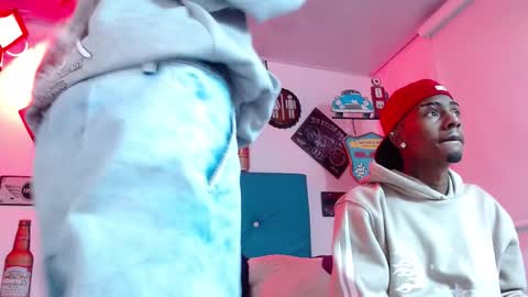 Snapshot of breazer__ chatting on 11.12.25 breazer__ online show from 11.12.25