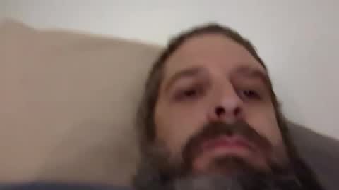 Snapshot of bredboxent chatting on 04.12.26 bredboxent online show from 04.12.26