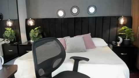   online show from 02.10.26