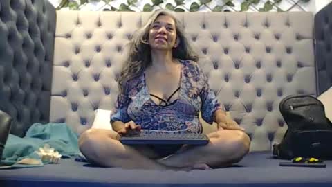 Snapshot of brenda_velasquez chatting on 02.11.26 BRENDA VELASQUEZ online show from 02.11.26